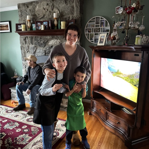 Meet your Posher, Moira - Picture 2 of 6